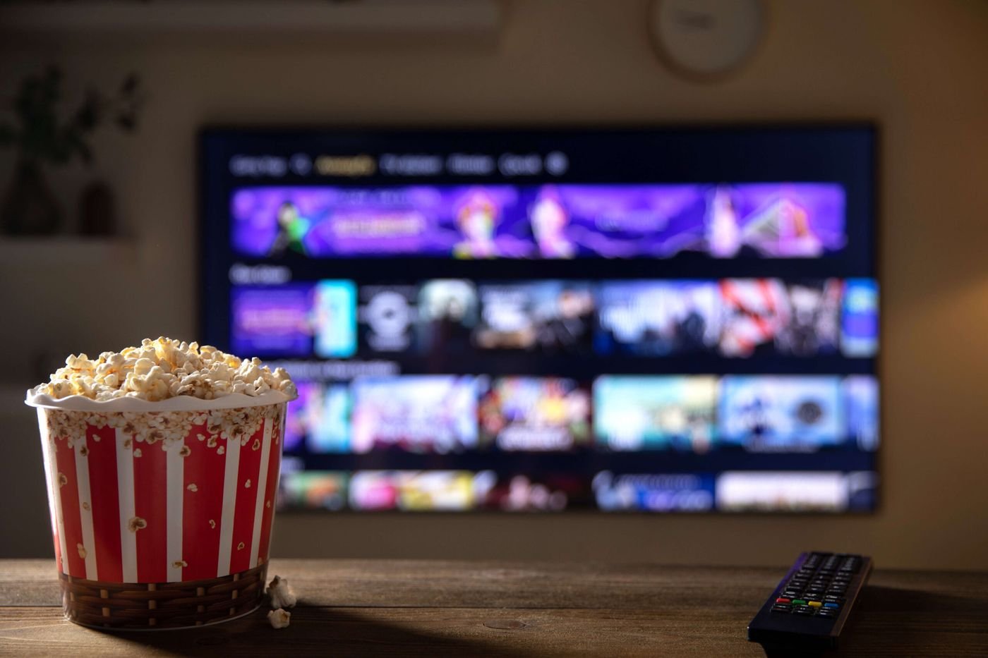 Vizion8K IPTV subscription service supporting UK viewers